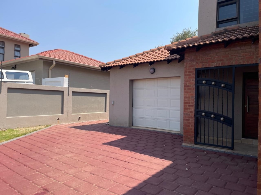 4 Bedroom Property for Sale in Cashan North West